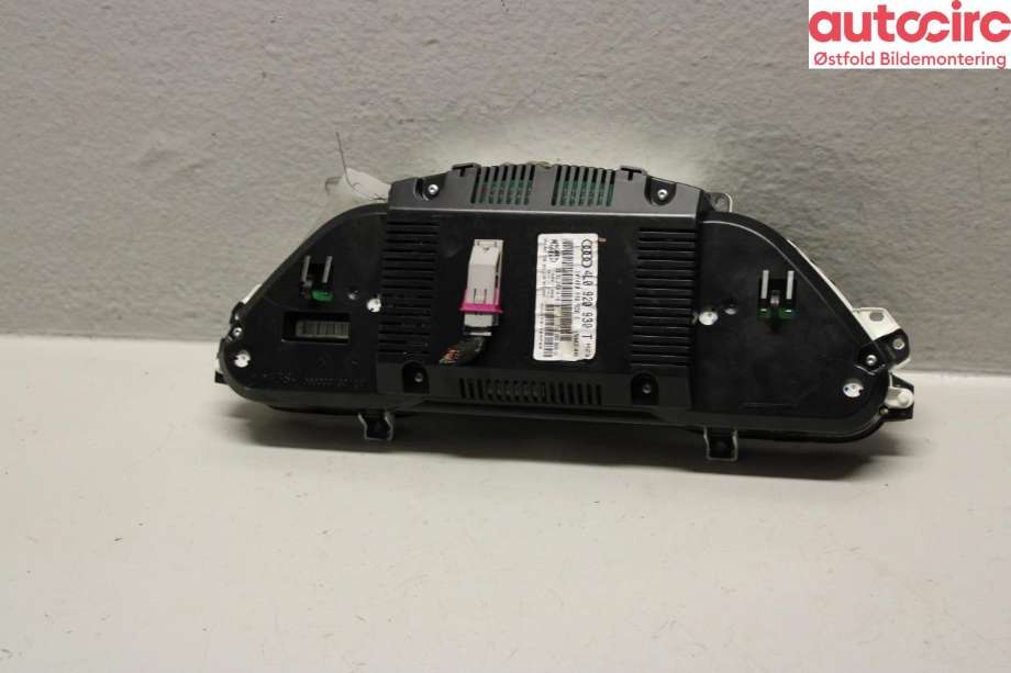 Instrumentpanel til Audi Q7 2006-2010 (Type I, Fase 1)  (AUDI|4L0 920 930 QX|)