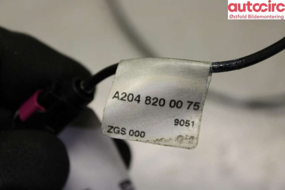 Antenne navigasjon til Mercedes C-Klasse 2007-2011 (Fase 1) (W204) (W204) (MERCEDES|A 204 820 00 75|)