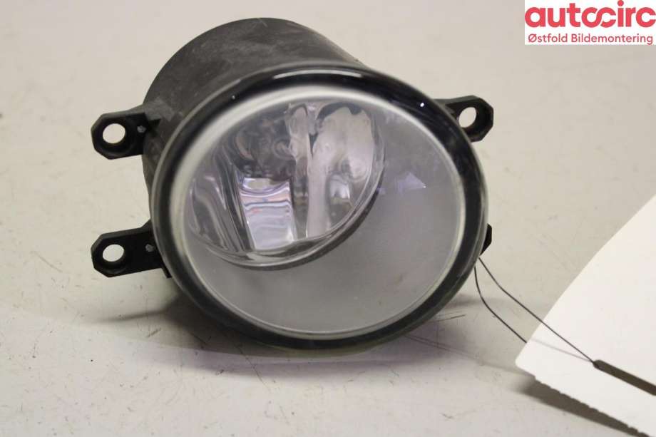 Tåkelykt høyre foran til Toyota Yaris 2012-2014 (Type III, Fase 1) (TOYOTA|812100D042|)