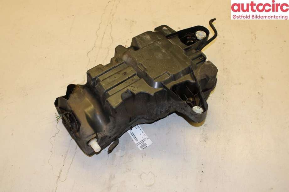 AdBlue tank til Citroën Berlingo 2019-->> (Type III)  (CITROEN|98 176 018 80|)