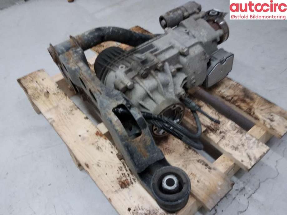 Kardang klokke bak til VW Transporter / Caravelle 2009-2015 (Fase 2) (T5) (T5) (VOLKSWAGEN|09N 525 010 C|)