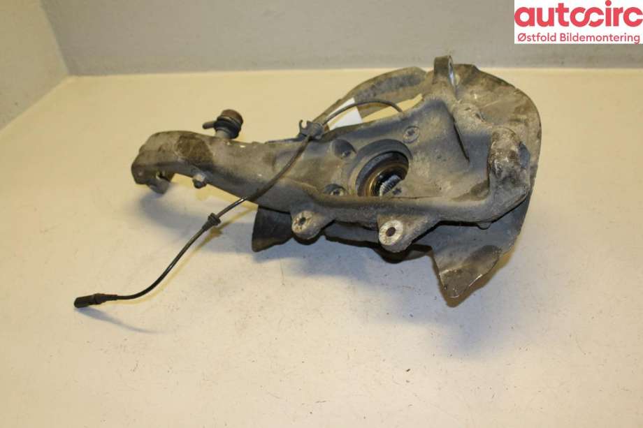 Hjulspindel venstre foran til BMW X5 2007-2013 (E70) (E70) (BMW|31 21 6 869 869|)