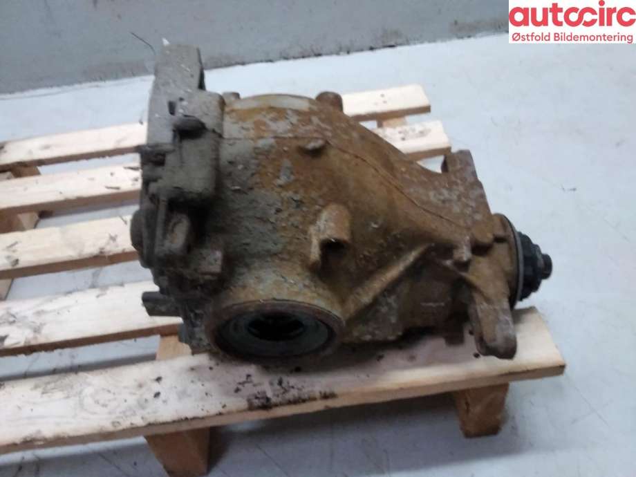 Kardang klokke bak til BMW X5 2007-2013 (E70) (E70) (BMW|33 10 7 552 523|)