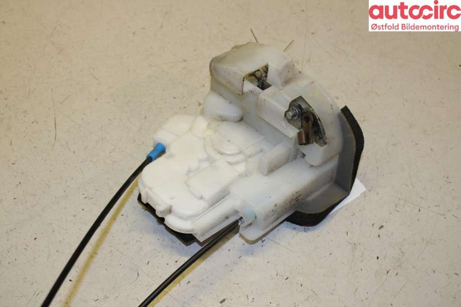Låsekasse høyre foran til Subaru Outback 2009-2014 (Type IV)  (SUBARU|61032AJ160|)