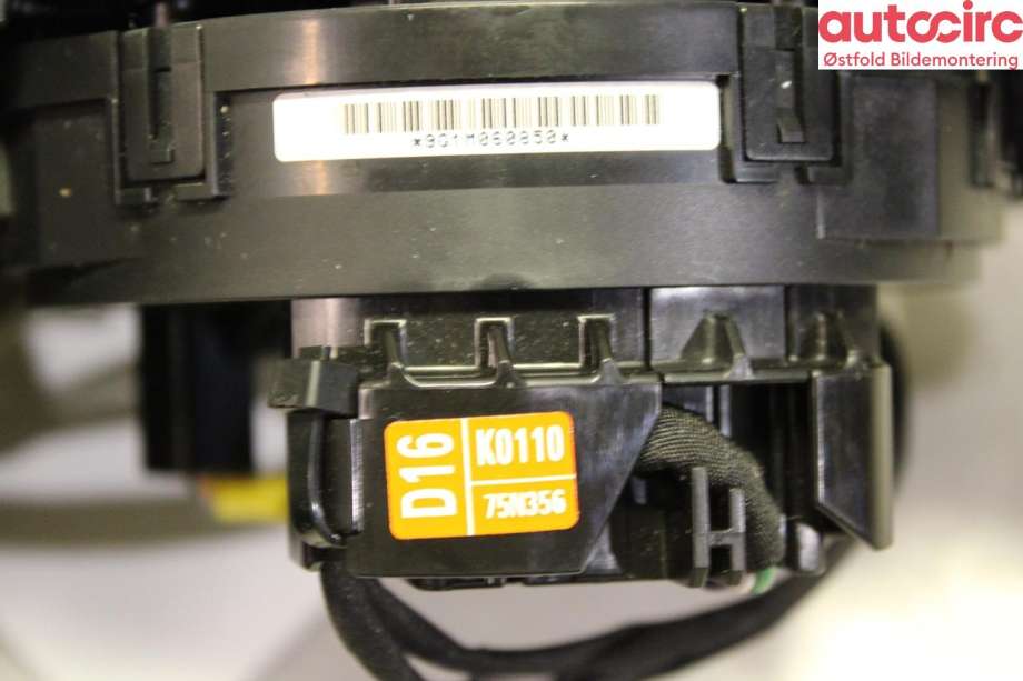 Bryter combi til Toyota Yaris 2020-->> (Type IV)  (TOYOTA|8465202A50|8432902040|8430802100)