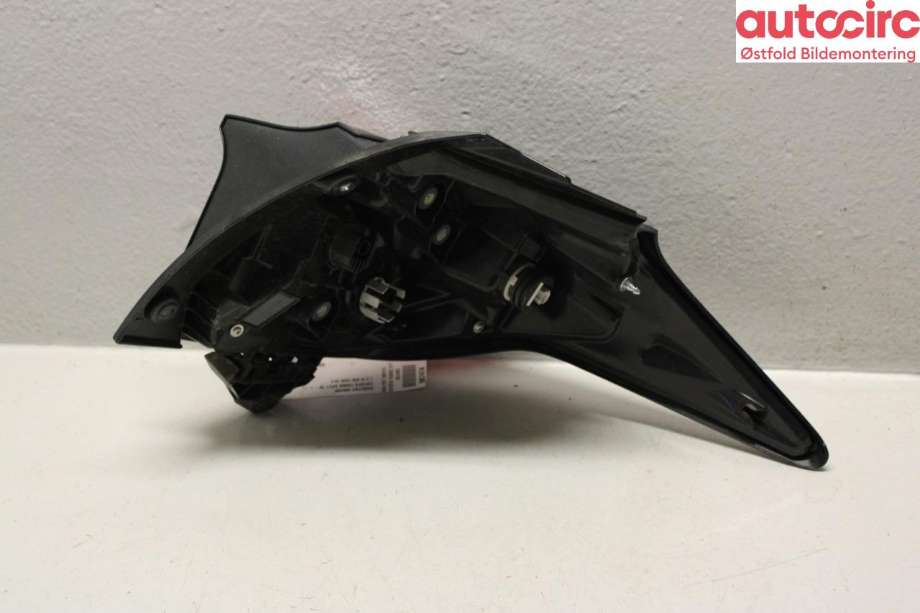 Baklykt høyre til Toyota Yaris 2020-->> (Type IV)  (TOYOTA|81551K0040|)
