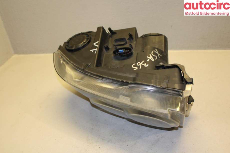 Frontlykt venstre halogen til Land Rover Discovery 2005-2009 (Type III)  (XBC500412|LR012438|)
