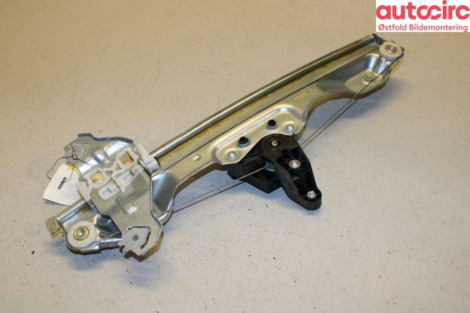 Ruteheis venstre bak til Nissan Qashqai 2014-2021 (Type II) (NISSAN|827014EA0A|)