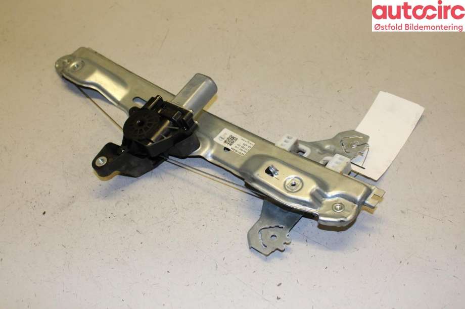 Ruteheis venstre bak til Nissan Qashqai 2014-2021 (Type II) (NISSAN|827014EA0A|)