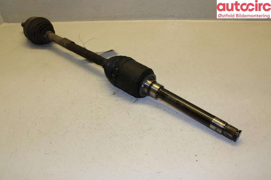 Drivaksel høyre foran til Mercedes GL 2006-2012 (X164) (X164) (MERCEDES|A 164 330 21 01|)