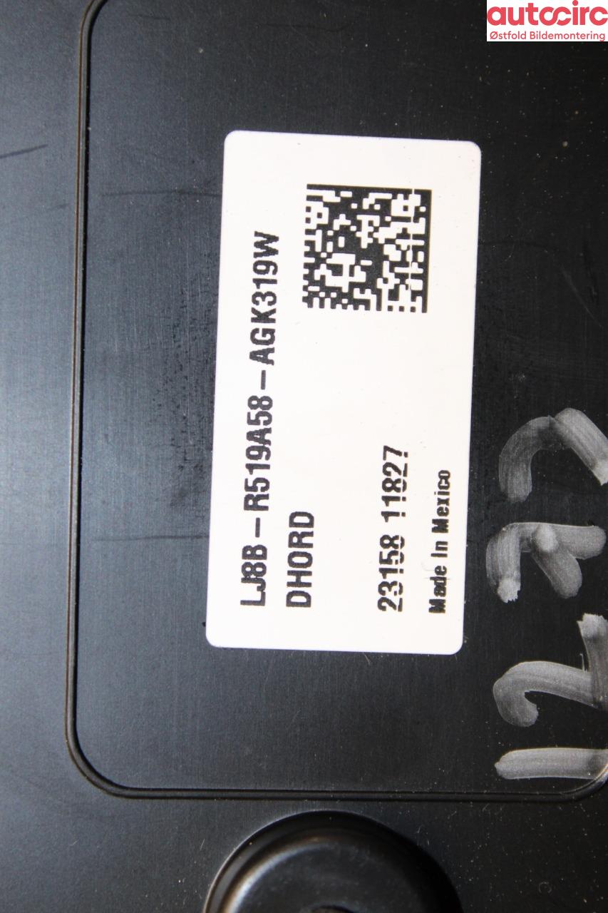Taklyspanel til Ford Mustang Mach-e 2020-->>  (FORD (US)|2827873|)