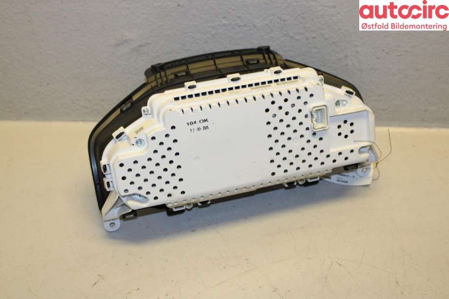 Instrumentpanel til Volvo V70 2014-2016 (Type III, Fase 2)  (VOLVO|36003011||31453038)