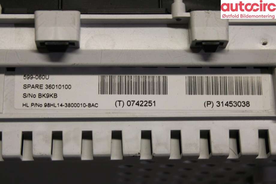 Instrumentpanel til Volvo V70 2014-2016 (Type III, Fase 2)  (VOLVO|36003011||31453038)