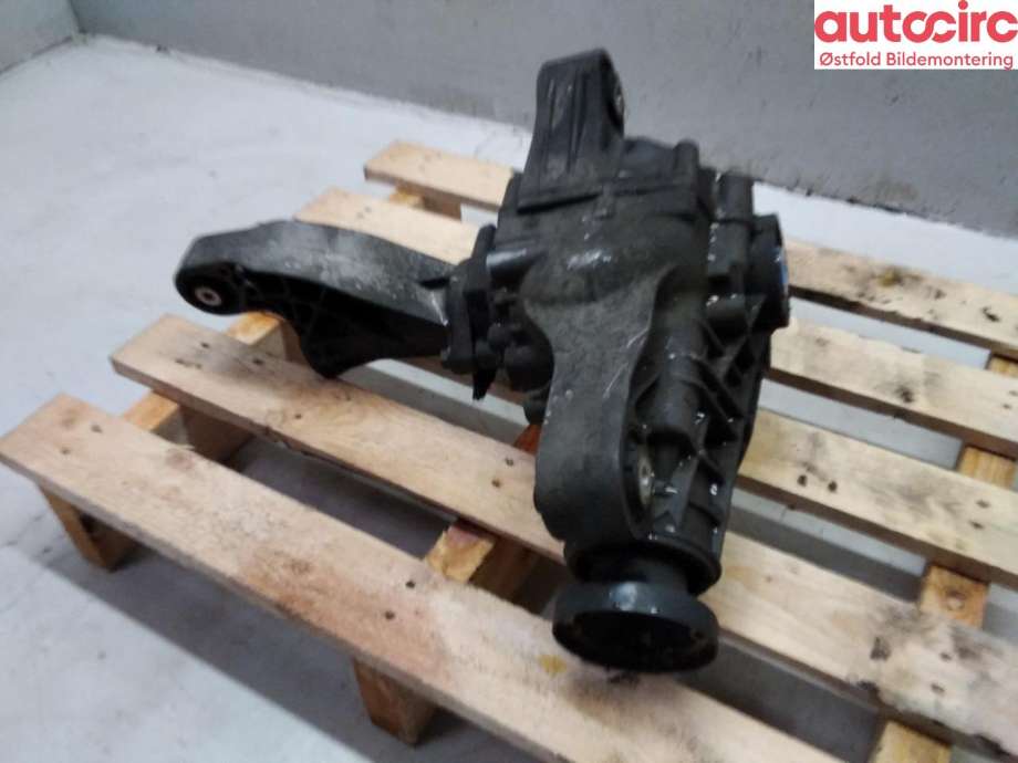 Kardang til Mercedes ML 2005-2011 (W164) (W164) (MERCEDES|A 164 330 21 02|)