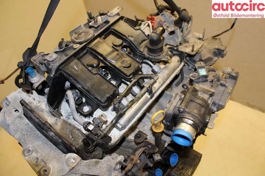 Motor diesel til Opel Vivaro B 2014-2019 (OPEL|95522926|)