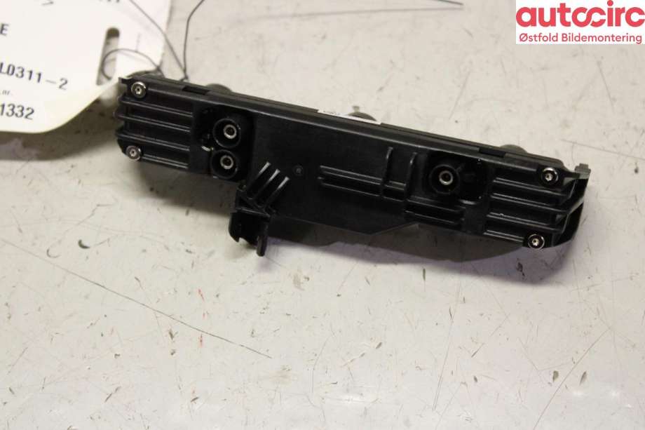 Sensor radar til Tesla Model 3 2018-2023 (Fase 1)  (TESLA|1143746-01-E|)