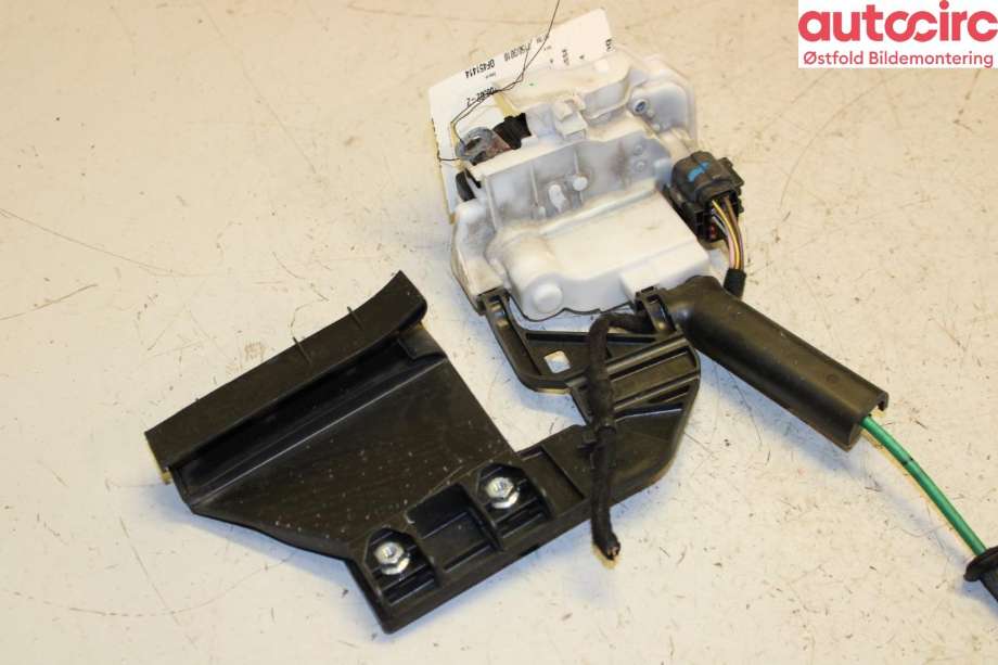 Låsekasse høyre til Alfa Romeo 159 2005-2011 (ALFA ROMEO|50513051|)