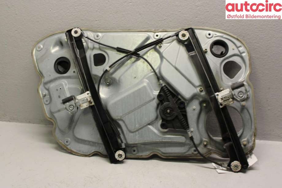 Ruteheis høyre til Alfa Romeo 159 2005-2011  (ALFA ROMEO|71740121|)
