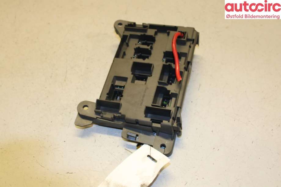 Sikringsboks til BMW X5 2007-2013 (E70) (E70) (BMW|61 14 6 931 687|)