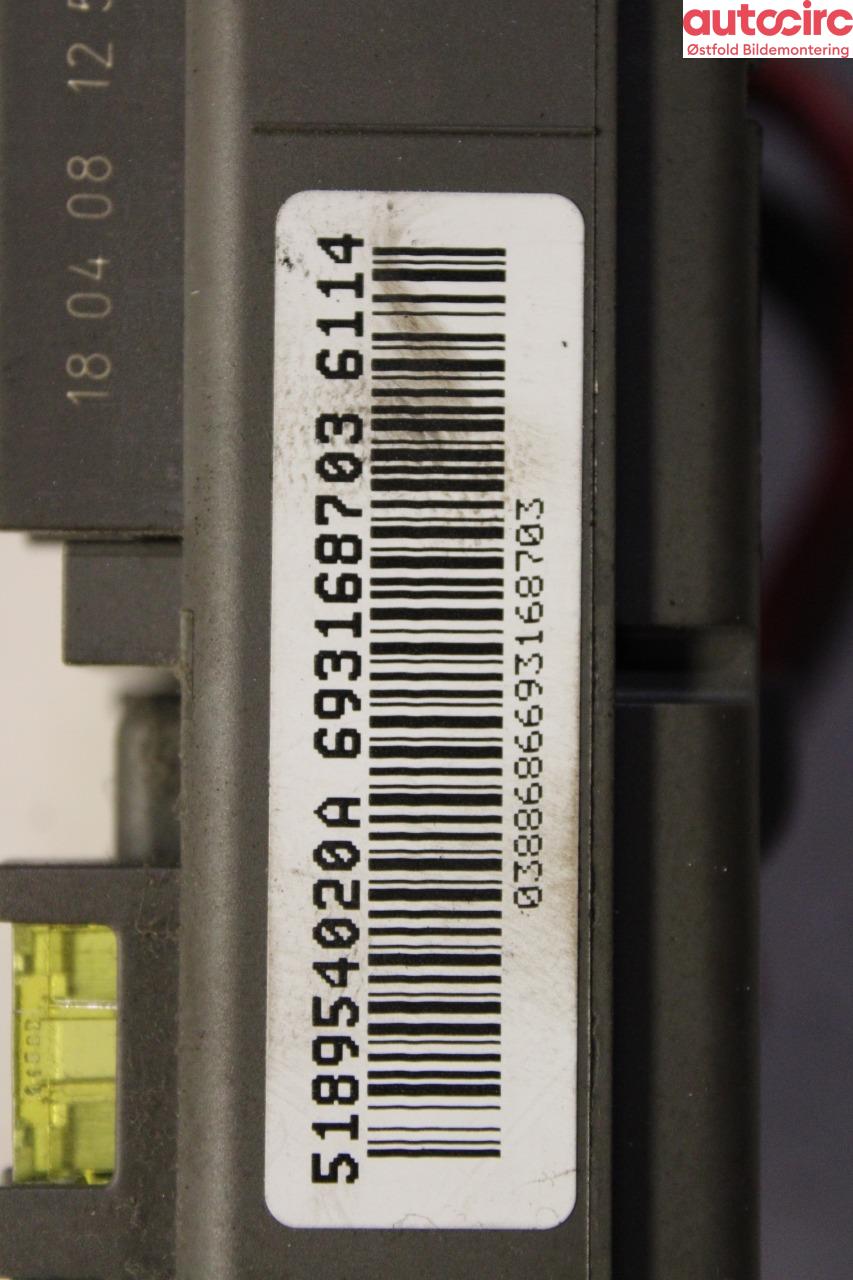 Sikringsboks til BMW X5 2007-2013 (E70) (E70) (BMW|61 14 6 931 687|)