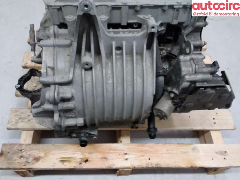 Motor elbil foran til Mercedes Vito 2014-->> (W447) (W447) (MERCEDES|A 447 340 76 00|A 447 340 29 01|)