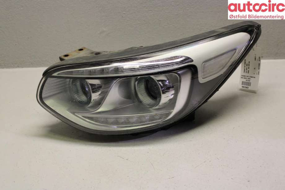 Frontlykt venstre halogen til Kia Soul 2014-2019 (Type II) (KIA|92101E40101D|)