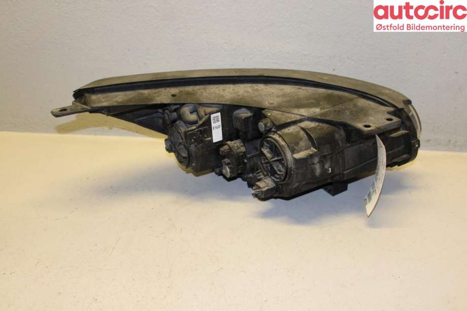 Frontlykt venstre halogen til Kia Soul 2014-2019 (Type II)  (KIA|92101E40101D|)