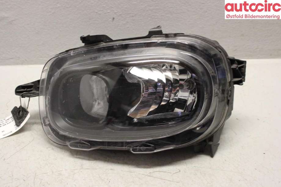 Frontlykt venstre halogen til Citroën C3 2016-->> (Type III)  (CITROEN|98 200 596 80|)