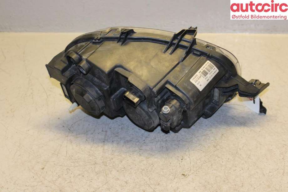Frontlykt venstre halogen til Citroën C3 2016-->> (Type III)  (CITROEN|98 200 596 80|)