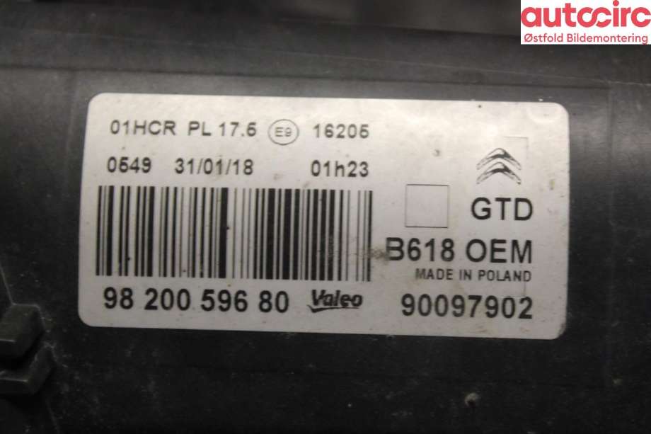 Frontlykt venstre halogen til Citroën C3 2016-->> (Type III)  (CITROEN|98 200 596 80|)