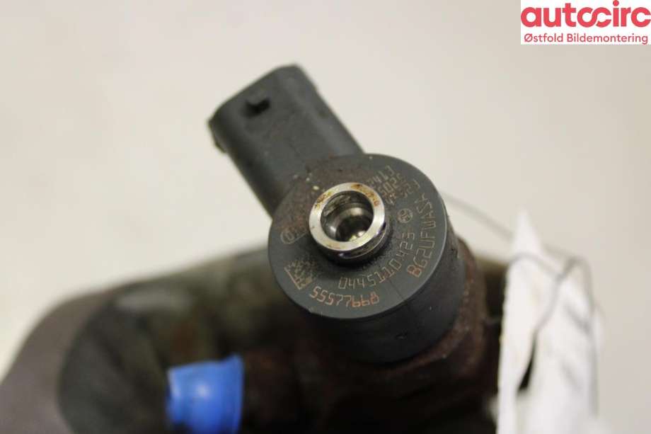 Dyse innsprøyting diesel til Opel Insignia A 2014-2017  (OPEL|55577668|)