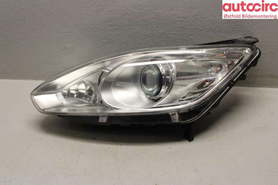 Frontlykt venstre halogen til Ford C-Max 2010-2015 (Type II, Fase 1) (FORD|1801887|)