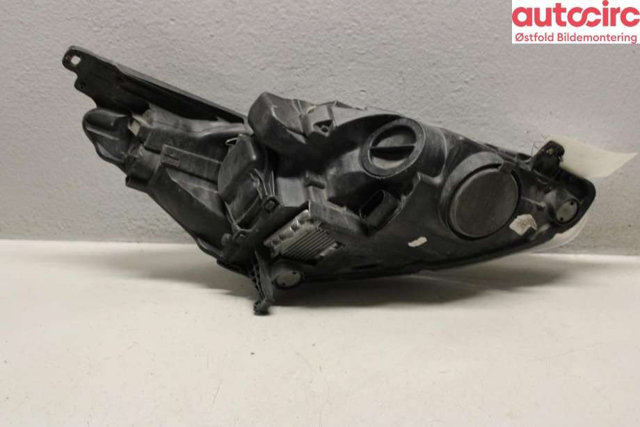 Frontlykt venstre halogen til Ford C-Max 2010-2015 (Type II, Fase 1) (FORD|1801887|)