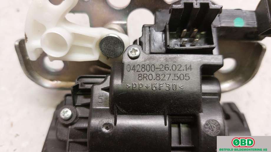 Baklukelås til Audi A6, Allroad 2012-2014 (Type III, Fase 1) (C7) (C7) (AUDI|8R0 827 505|8R0 827 505 A|8R0827505)