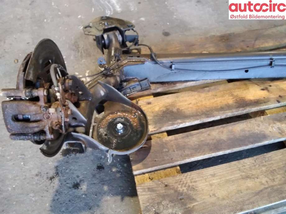 Bakaksel til Mercedes Citan 2012-2021 (W415) (W415) (MERCEDES|A 415 350 28 00|)