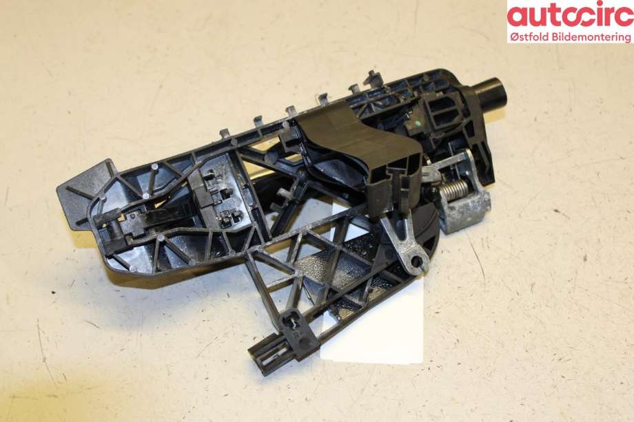 Dørhåndtak utv høyre bak til Mercedes S-Klasse 2005-2013 (W221) (W221) (MERCEDES|A 221 760 12 34|A 221 760 02 70|)