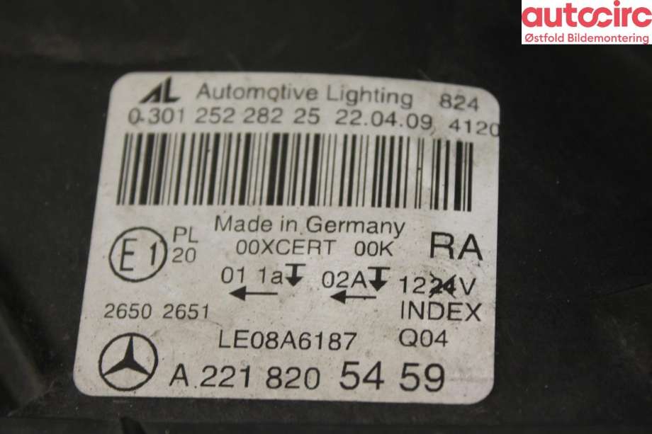 Frontlykt høyre halogen til Mercedes S-Klasse 2005-2013 (W221) (W221) (MERCEDES|A 221 820 10 59|)