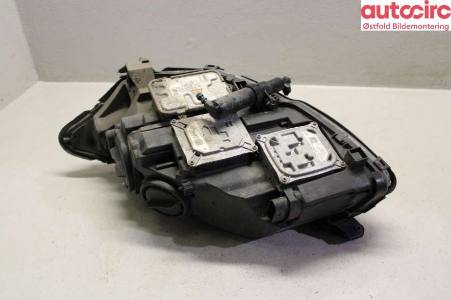 Frontlykt høyre halogen til Mercedes S-Klasse 2005-2013 (W221) (W221) (MERCEDES|A 221 820 10 59|)