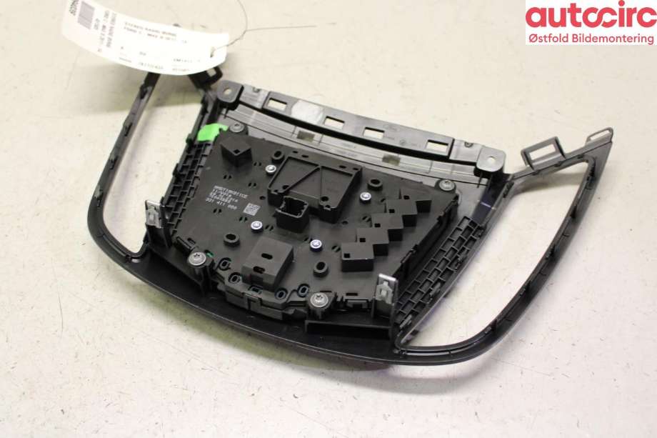 Bilstereo diverse til Ford C-Max 2010-2015 (Type II, Fase 1) (FORD|1771645|)