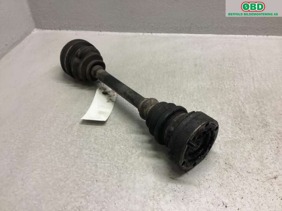 Drivaksel høyre foran til VW Transporter / Caravelle 1990-2003 (T4) (T4) (VOLKSWAGEN|)