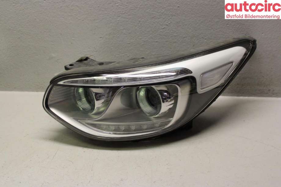 Frontlykt venstre halogen til Kia Soul, 2014-2019 (Type II)  (KIA|92101E40101D)