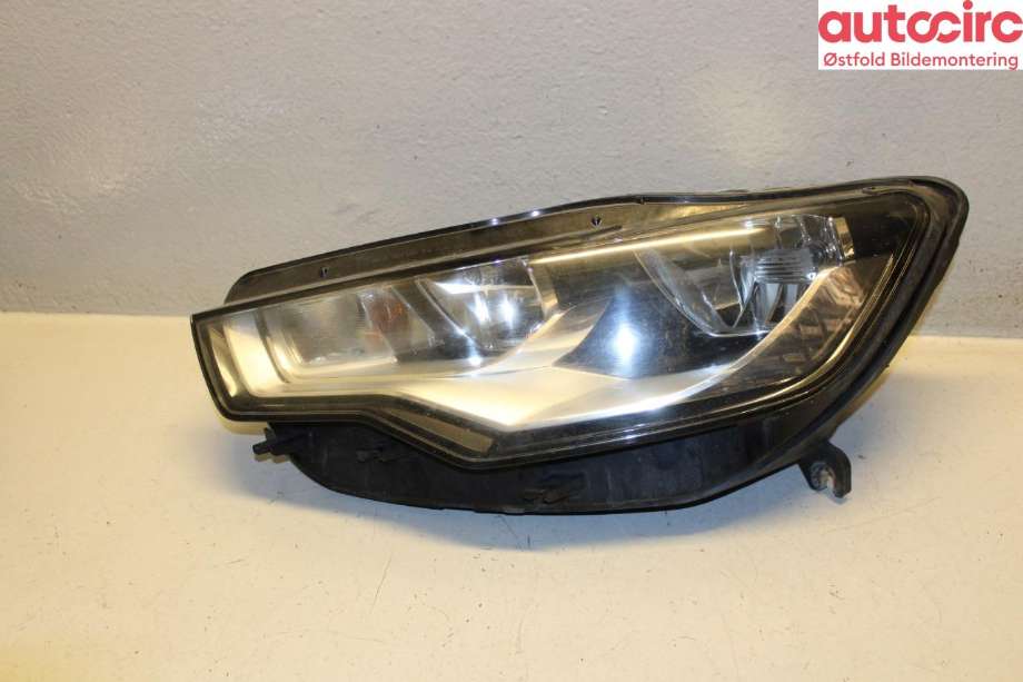 Frontlykt venstre halogen til Audi A6, 2011-2014 (Type IV, Fase 1) (C7) (C7) (AUDI|4G0 941 003 M)