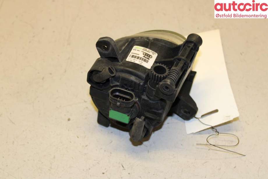 Tåkelykt høyre foran til Audi A6 2011-2014 (Type IV, Fase 1) (C7) (C7) (AUDI|8T0 941 700|)