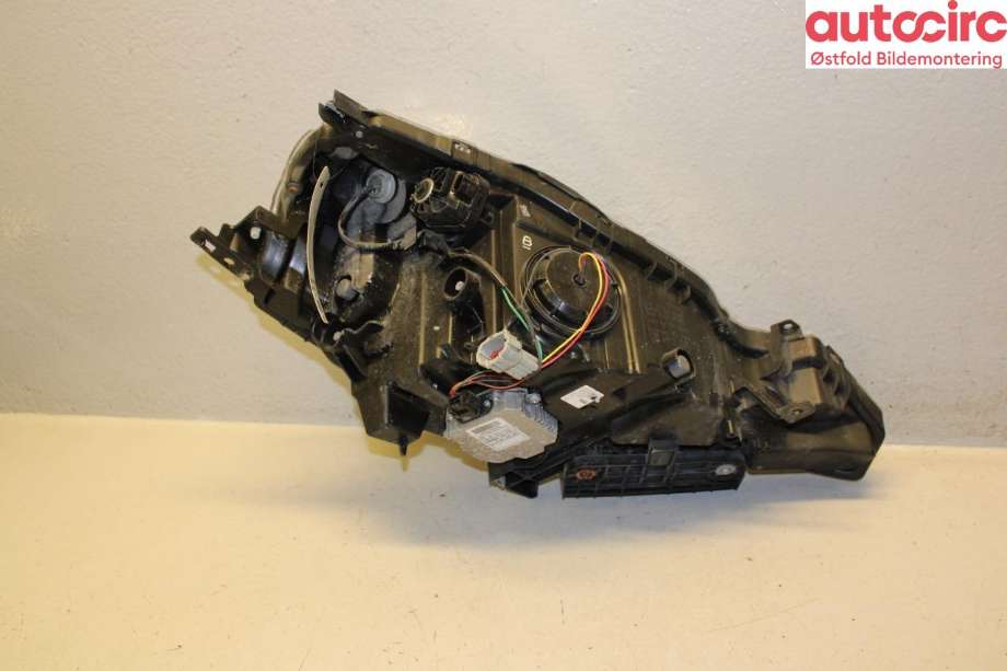 Frontlykt venstre halogen til Nissan Leaf 2011-2017 (Type I)  (NISSAN|260603NA3C|)