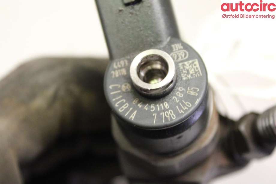Dyse innsprøyting diesel til BMW 1-Serie 2011-2015 (Fase 1) (F20/F21) (F20/F21) (BMW|13 53 7 798 446|13 53 7 812 881|)