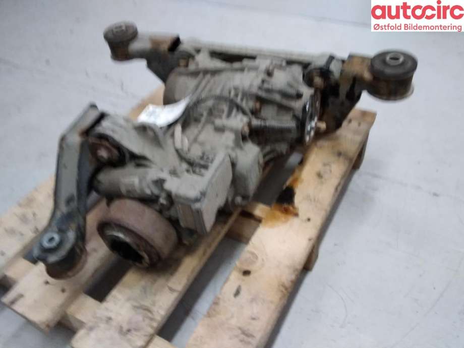 Kardang klokke bak til VW Transporter / Caravelle 2009-2015 (Fase 2) (T5) (T5) (VOLKSWAGEN|09N 525 010 C|)
