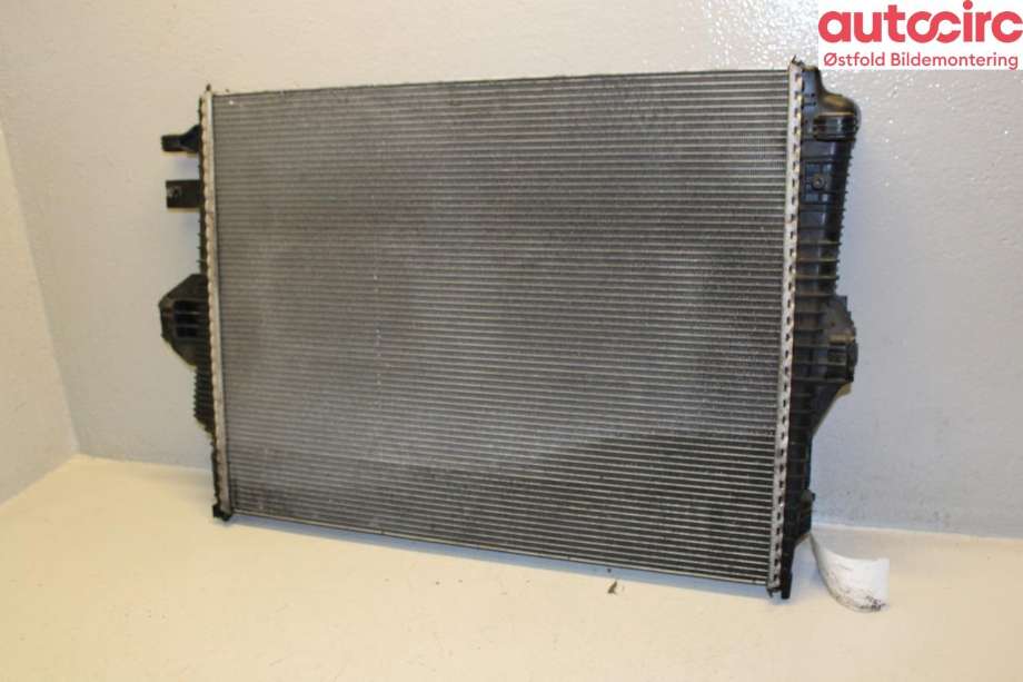 Radiator (automat gir) til Porsche Cayenne 2010-2017 (92A) (92A) (PORSCHE|958 106 132 10|)