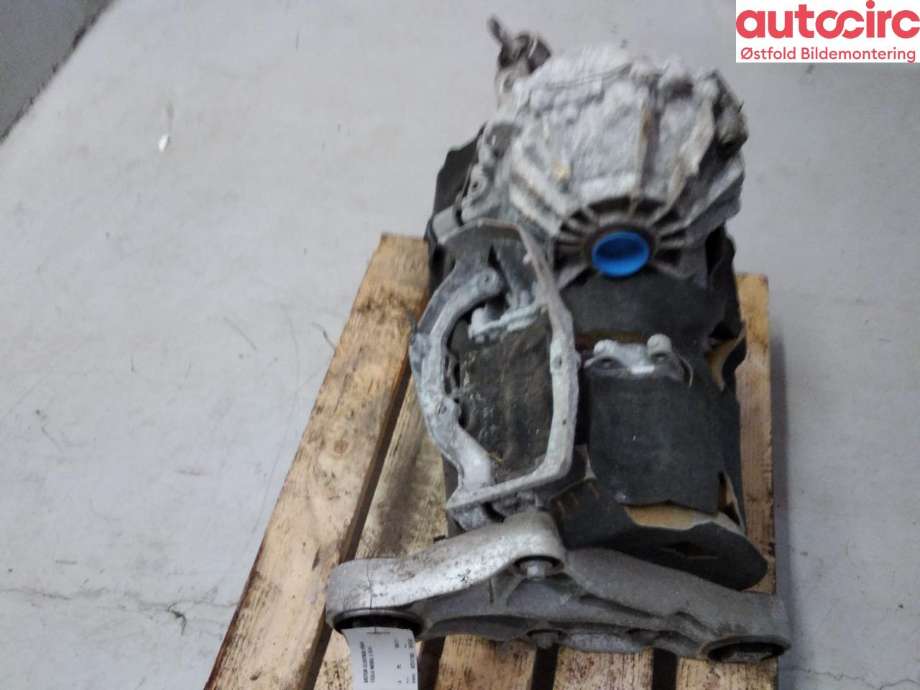 Motor elbil foran til Tesla Model X 2016-->>  (TESLA|1035000-01-J|)