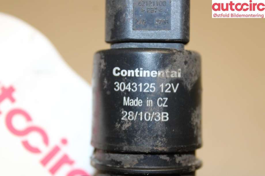 Spylerpumpe foran til Mitsubishi Outlander 2010-2012 (Type II, Fase 2)  (MITSUBISHI|8260A059|)