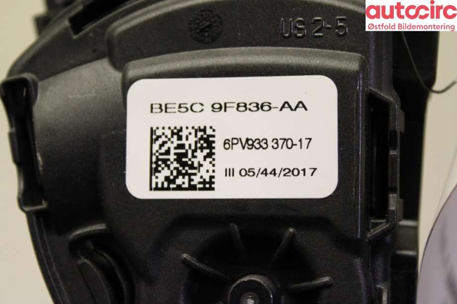 Pedal gass til Tesla Model X 2016-->>  (TESLA|1005307-00-A|)